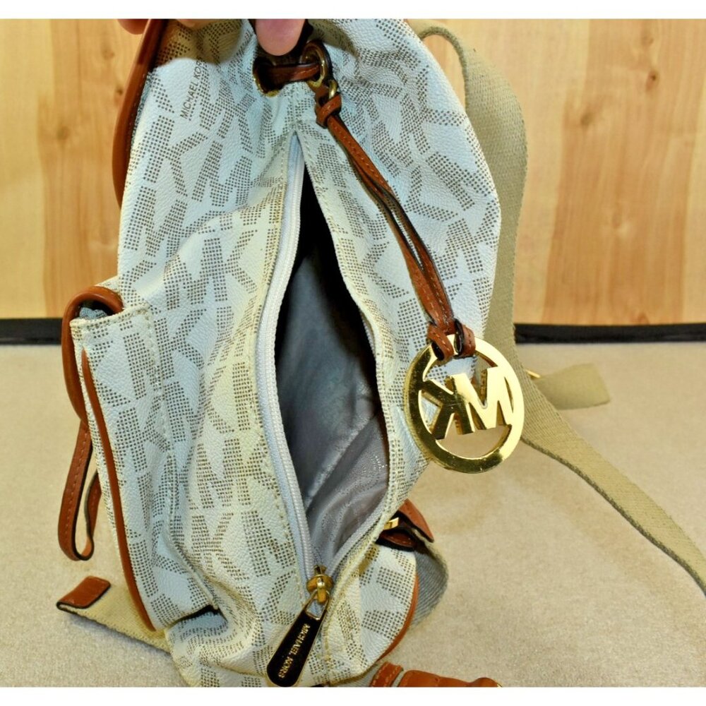 Michael Michael Kors Monogram Drawstrings Backpack Beige/Brown Bag Vintage - Picture 6 of 16
